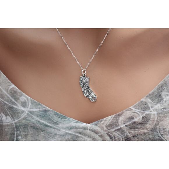 SOLD Sterling Silver California State Charm Necklace - Picture 4 of 6